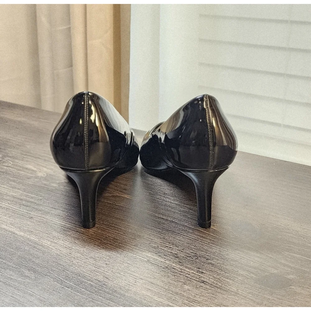 Easy Street Pointed Pumps Stiletto Heels 7 EXTRA WIDE - BLACK